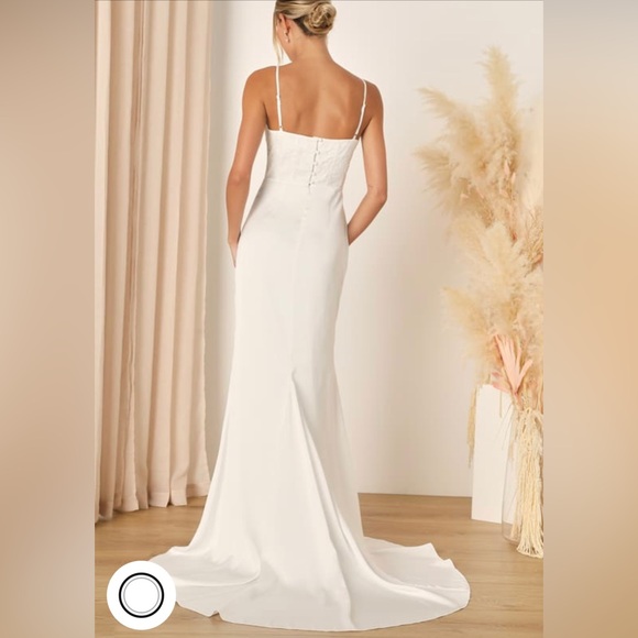 Bridal Dress - Picture 2 of 4